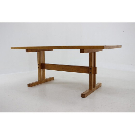 Image 1 of Table basse vintage en bois de chêne massif, Danemark années 1960