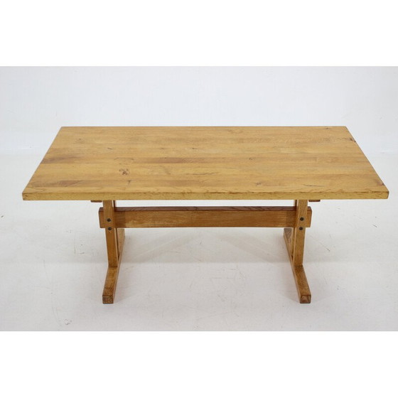 Image 1 of Table basse vintage en bois de chêne massif, Danemark années 1960