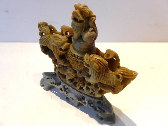 Image 1 of Sculpture asiatique vintage en pierre
