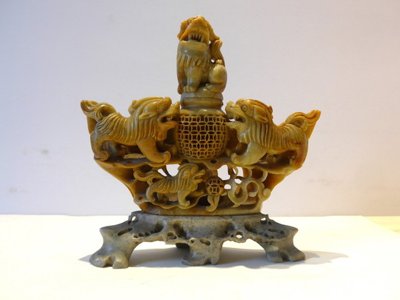 Image 1 of Sculpture asiatique vintage en pierre