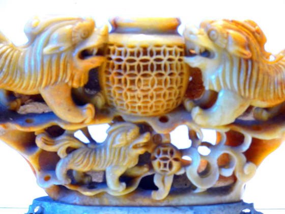 Image 1 of Sculpture asiatique vintage en pierre