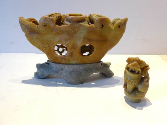 Image 1 of Sculpture asiatique vintage en pierre