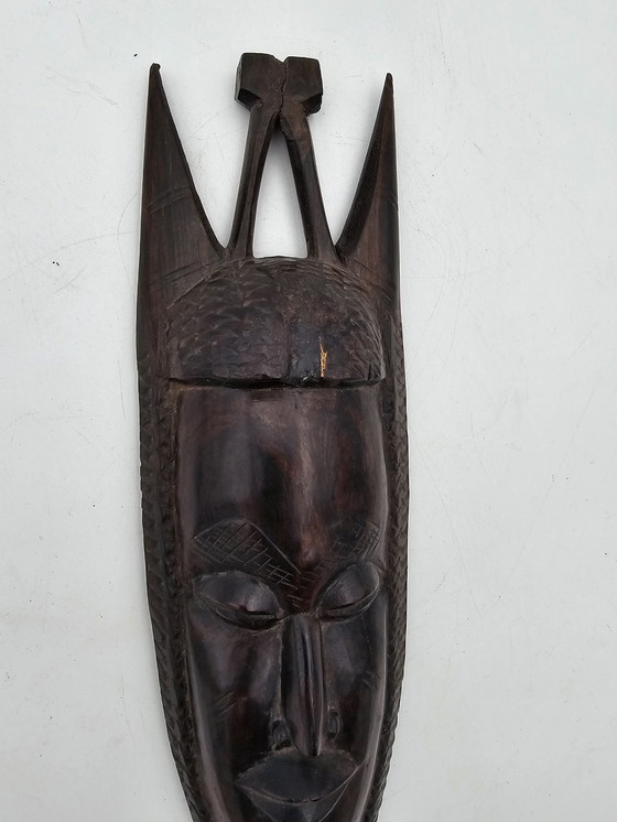 Image 1 of Masque Africain Ancien En Bois