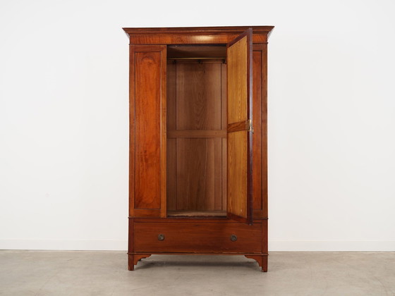 Image 1 of Armoire avec miroir, design danois, années 1960, production : Danemark