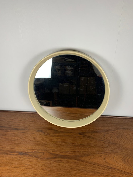 Image 1 of Miroir rond en plastique vintage, 1980, couleur crème