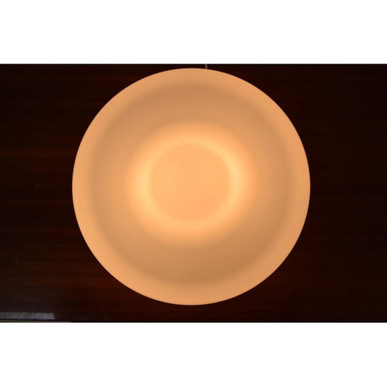 Image 1 of Applique du milieu du siècle en verre laiteux et métal, Tchécoslovaquie, années 1970