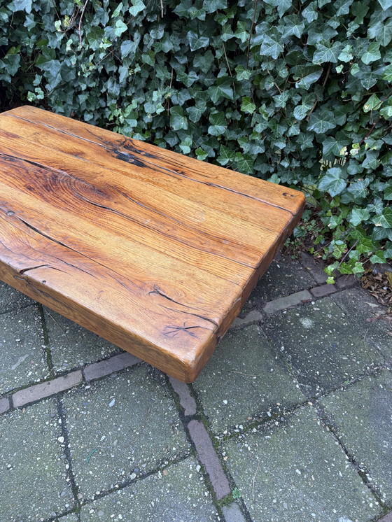 Image 1 of Table basse en chêne massif Wabi-Sabi brutaliste