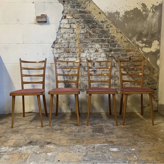 Image 1 of Ensemble de 4 chaises vintage en bois et velours