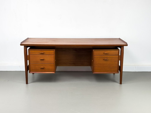 Teak Model 207 Desk By Arne Vodder For Sibast, 1960S