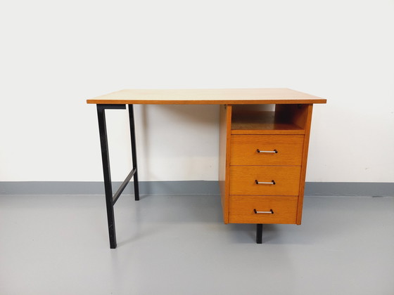Image 1 of Bureau Moderniste Vintage En Bois De Chêne Et Métal Noir Des Années 60
