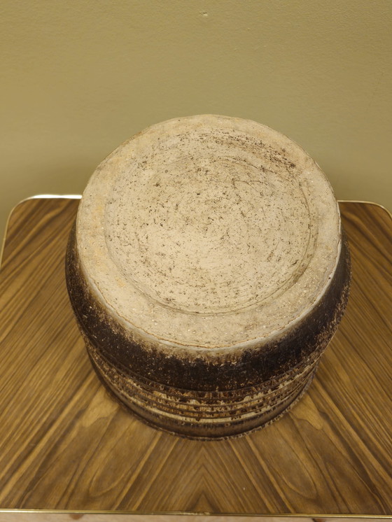 Image 1 of Grand pot de fleur vintage en céramique robuste