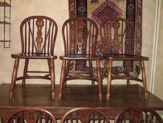 Image 1 of Ensemble de 6 chaises Windsor en chêne massif du Mid Century à dossier en forme de lyre, 1960S