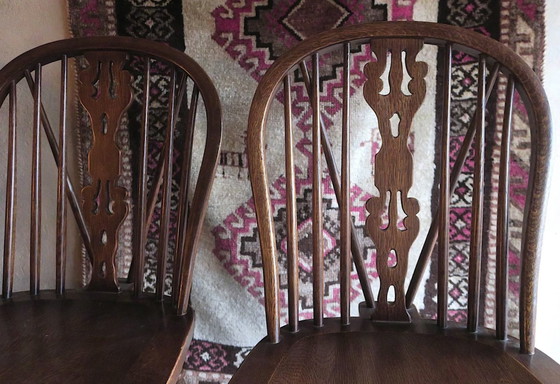 Image 1 of Ensemble de 6 chaises Windsor en chêne massif du Mid Century à dossier en forme de lyre, 1960S