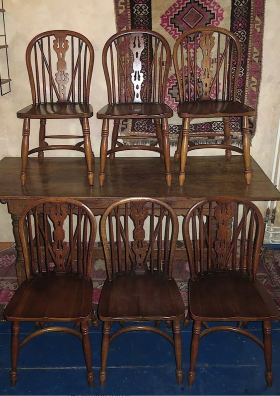Image 1 of Ensemble de 6 chaises Windsor en chêne massif du Mid Century à dossier en forme de lyre, 1960S