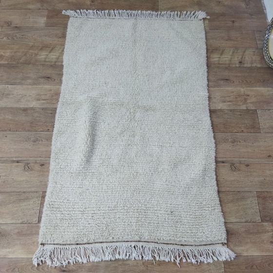 Image 1 of Petit Tapis Berbère Blanc Fait Main - Petit Tapis Berbère Blanc Fait Main