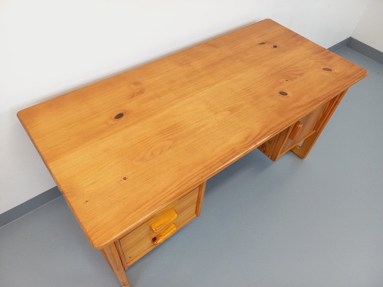 Image 1 of Bureau De Direction Pieds Traîneau Vintage En Pin Des Années 60 70