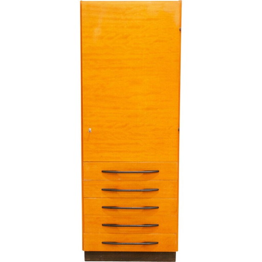 Commode vintage en frêne et orme par Mojmír Požár pour Up Závody, Tchécoslovaquie 1960