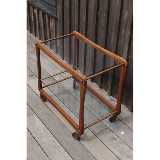 Image 1 of Buffet scandinave vintage en teck et verre