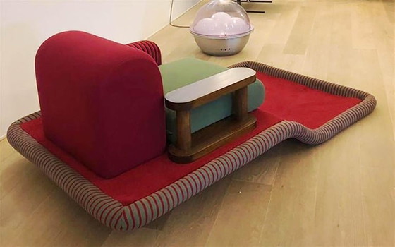Image 1 of Literie Fauteuil Tappeto Volante D'Ettore Sottsass