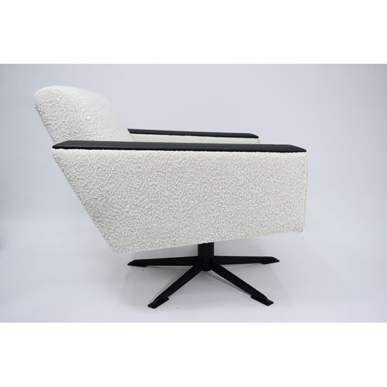 Image 1 of Fauteuil allemand vintage en Bouclé blanc, 1960s