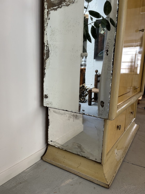 Image 1 of Ensemble Armoire, Coiffeuse et Chevet Art Déco