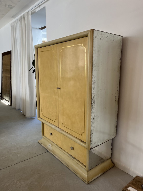 Image 1 of Ensemble Armoire, Coiffeuse et Chevet Art Déco