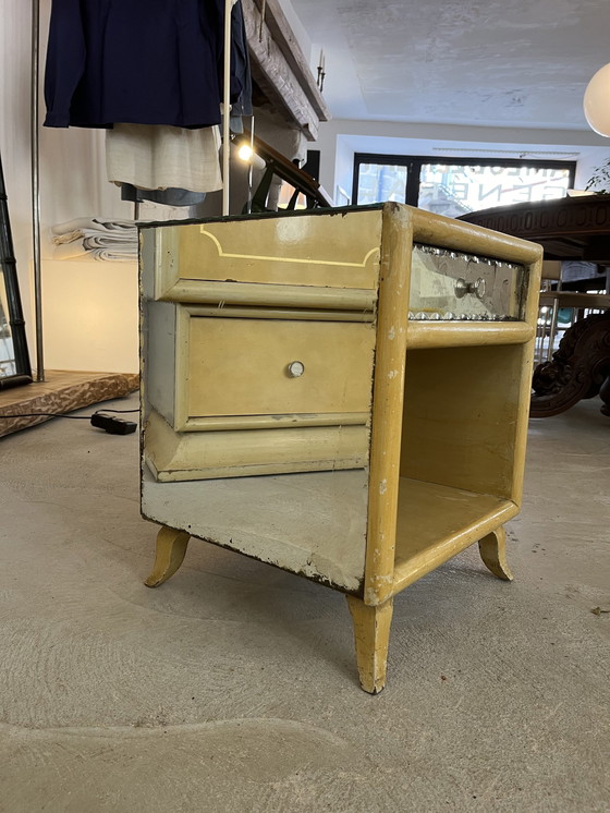 Image 1 of Ensemble Armoire, Coiffeuse et Chevet Art Déco