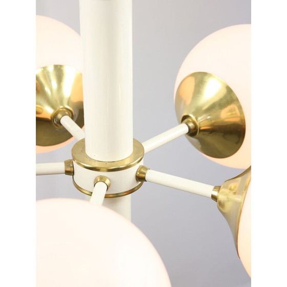 Image 1 of Lustre Sputnik vintage en laiton et verre opalin, Italie