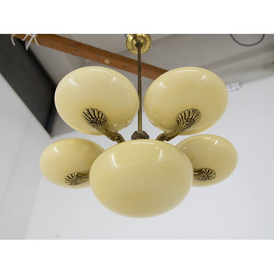 Image 1 of Lustre vintage en laiton et verre Ar Nouveau, années 1930