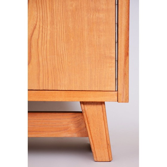 Image 1 of Vitrine vintage en bois, Tchécoslovaquie 1940