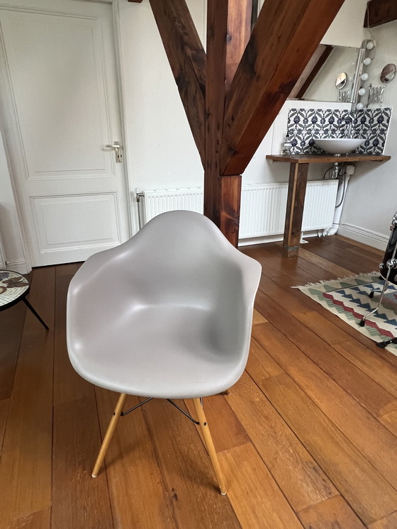 Image 1 of Vitra Ray And Charles Eames Daw Chairs