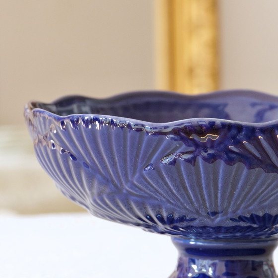 Image 1 of Ancienne Grande Coupe À Fruits Cobalt Relief Coquillage