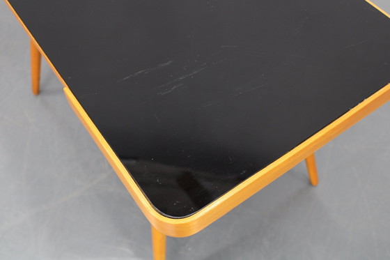 Image 1 of 1960S Table basse en hêtre avec plateau en verre , Tchécoslovaquie