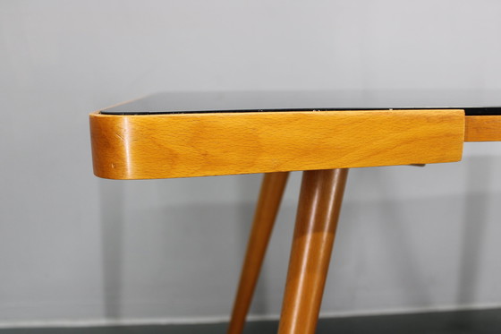 Image 1 of 1960S Table basse en hêtre avec plateau en verre , Tchécoslovaquie