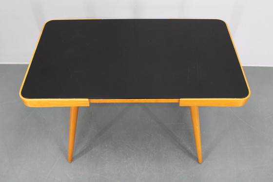 Image 1 of 1960S Table basse en hêtre avec plateau en verre , Tchécoslovaquie