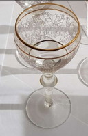 Verres à vin vintage gravés à l'or