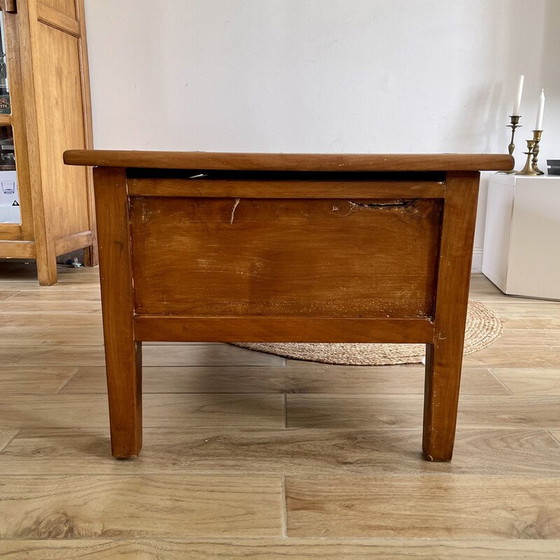 Image 1 of Table basse vintage en bois massif à 2 tiroirs (Farmhouse)