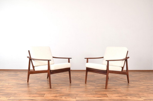 Chaises longues danoises du milieu du siècle en bois et lin, ensemble de 2, années 1960.