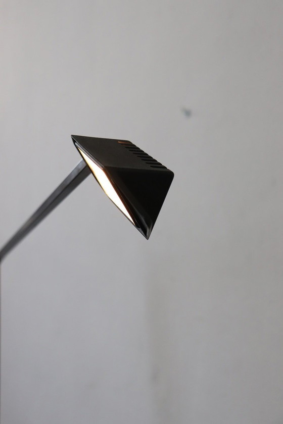 Image 1 of Lampe de table postmoderne par Fridolin Naef pour Luxo, Italie 1980S