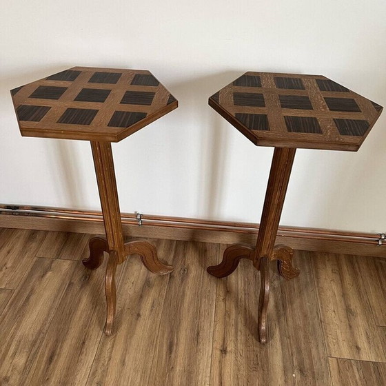 Image 1 of Paire de guéridons hexagonaux marquetés vintage