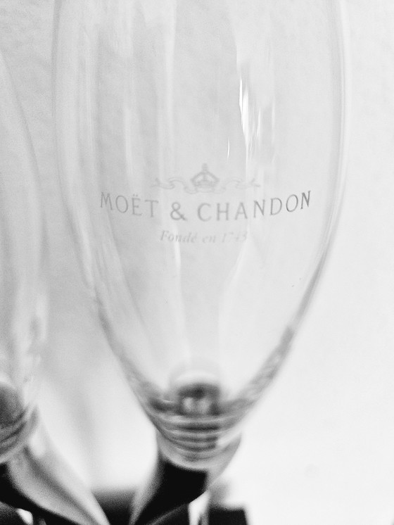 Image 1 of Duo Flütes Moet Et Chandon dans un porte-bouteille