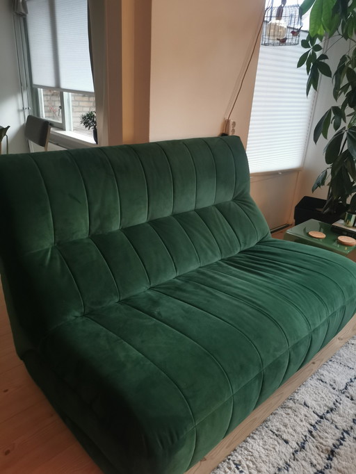 Homestock Haarlem Velvet Theodore Sofa