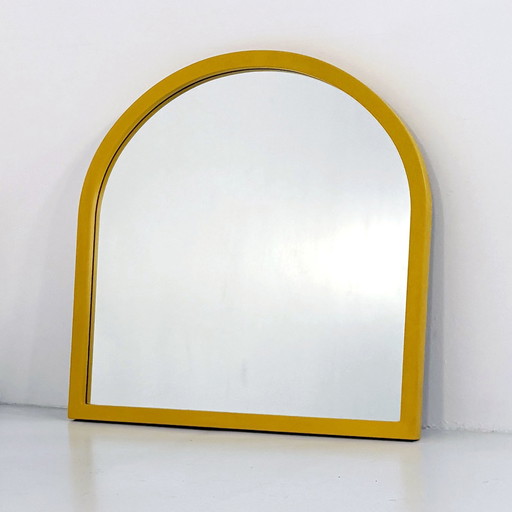 Miroir à cadre jaune par Anna Castelli Ferrieri pour Kartell, 1980S