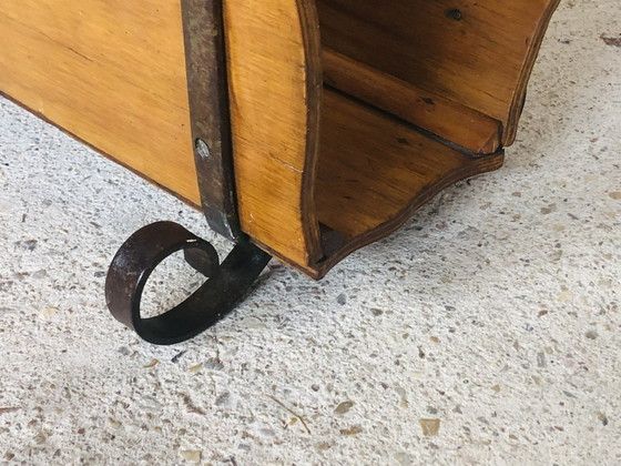 Image 1 of Porte-revues rustique vintage, 1950S