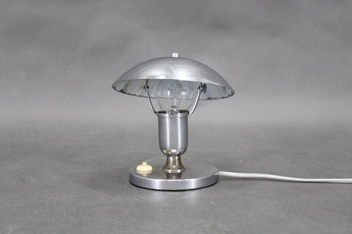 Lampe de table en nickel Bauhaus 1930S, Tchécoslovaquie