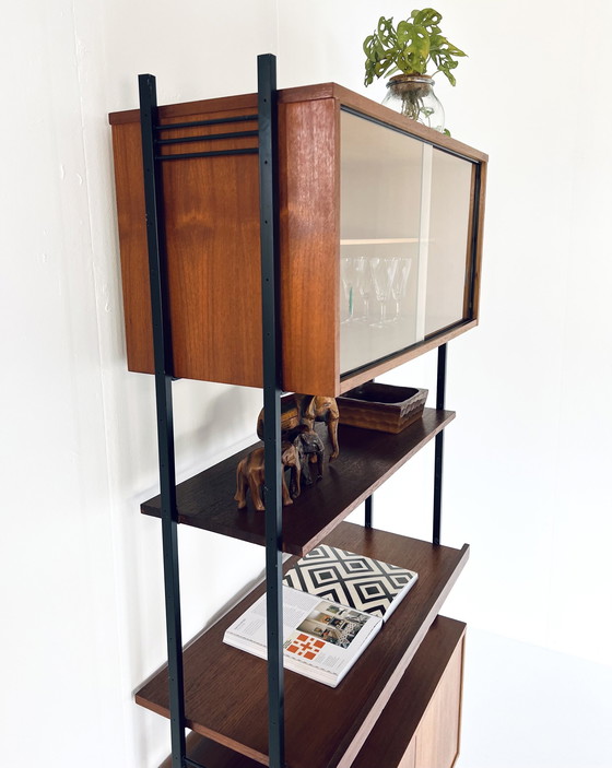 Image 1 of Meuble haut vintage '60