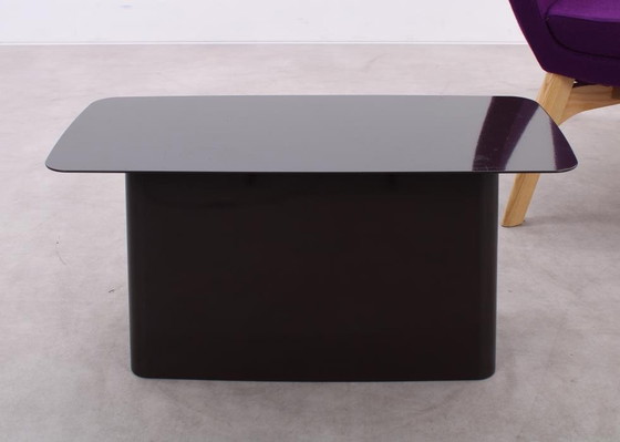 Image 1 of Table d'appoint en métal Vitra Noir