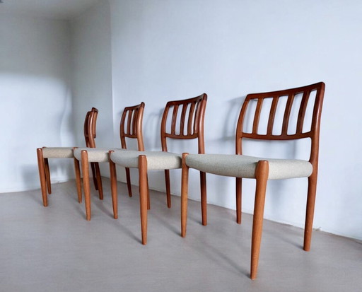 Chaises de Niels Otto Møller, modèle 83