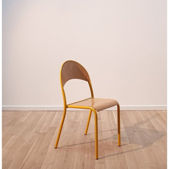 Image 1 of Chaise d'écolier vintage en bois et acier teinté jaune
