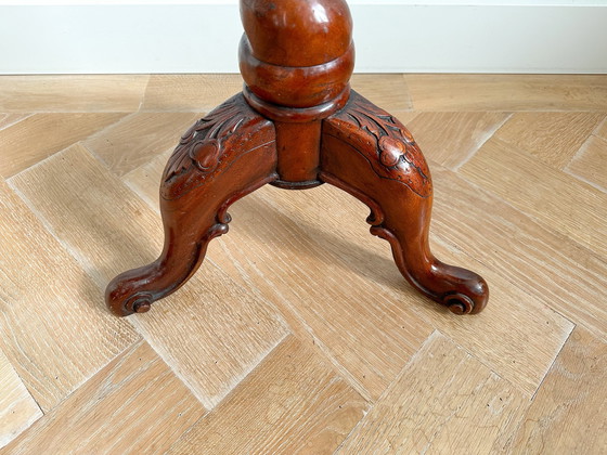 Image 1 of Table basse vintage en acajou Barley Twist